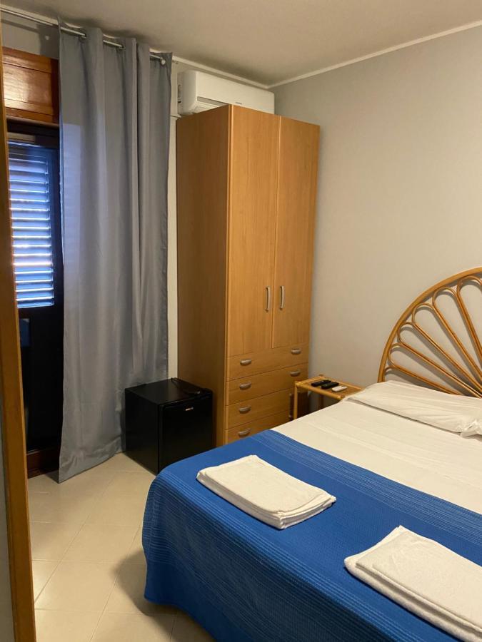 Orlando Vacanze Camere Erice Ngoại thất bức ảnh