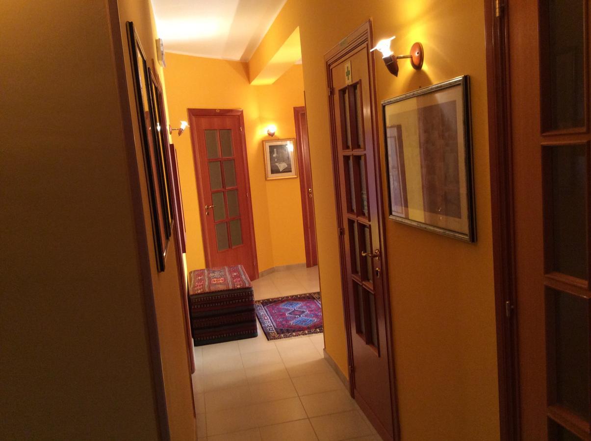 Orlando Vacanze Camere Erice Ngoại thất bức ảnh