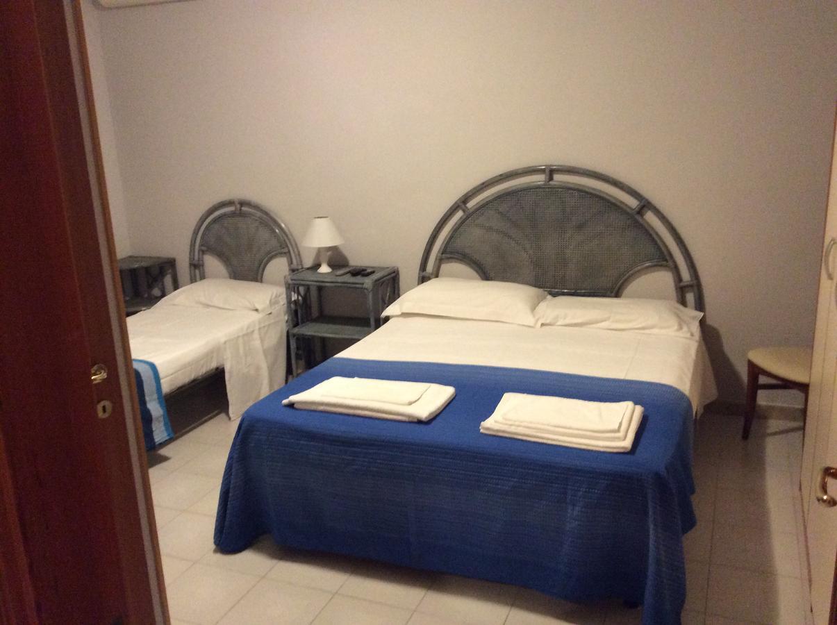 Orlando Vacanze Camere Erice Ngoại thất bức ảnh